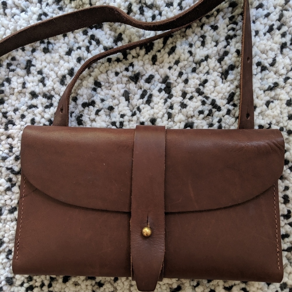 Urban Southern Crossbody Wallet